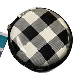 Ear bud or ear pod tech case holder, black and white checkered design, 🏖️ beach